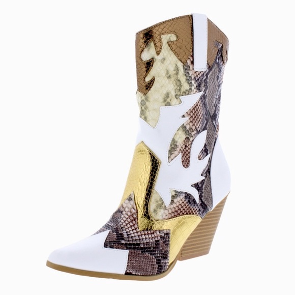 Gold Western Animal Print Snakeskin Cowboy Boots - Picture 2 of 3